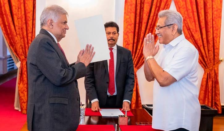 পদত্যাগ করছেন শ্রীলঙ্কার প্রেসিডেন্ট রাজাপাকসে