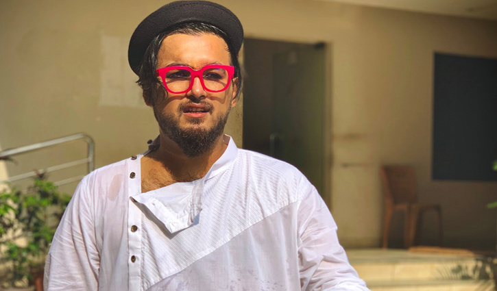 রবীন্দ্রনাথ-নজরুল তো আর নবী কিংবা দেবতা না: নোবেল