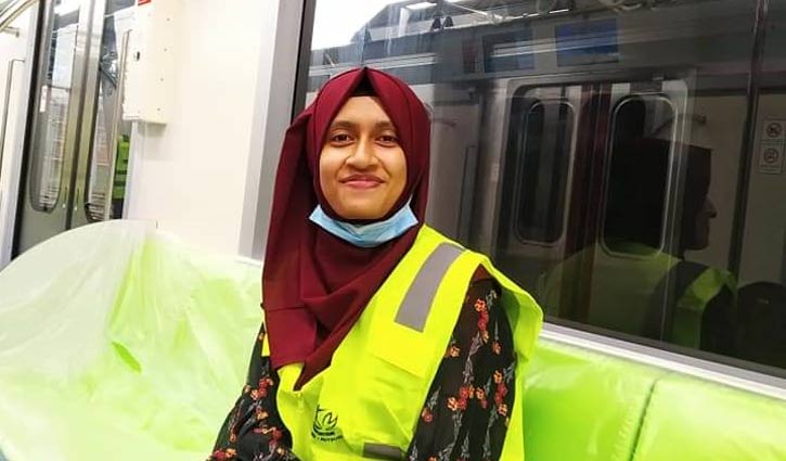 মেট্রোরেলের প্রথম নারী চালক মরিয়ম আফিজা