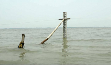 Jamuna water level rising, sparks fears of flood