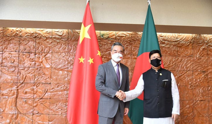 Bangladesh, China sign 4 deals Bangladesh, China sign 4 deals