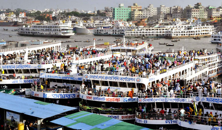 People returning to Dhaka after Eid holiday