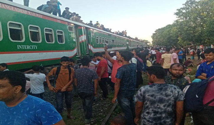 Dhaka’s rail link with North Bengal snapped