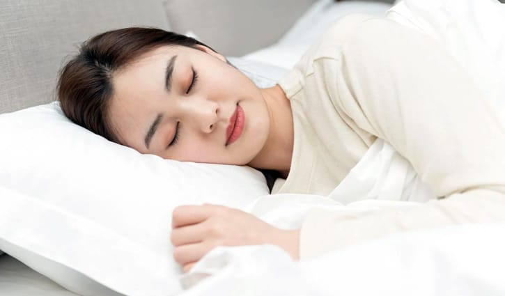 বাম কাত হয়ে ঘুমালে কী হয়?