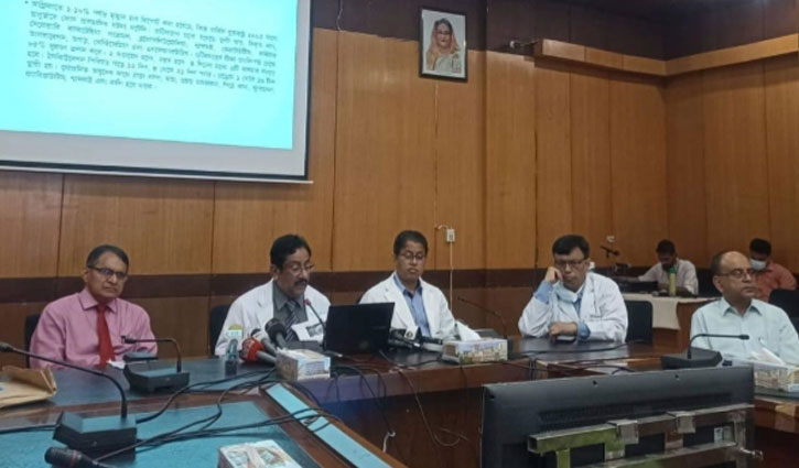মাঙ্কিপক্স নিয়ে সতর্ক কর‌লেন বিএসএমএমইউ ভিসি