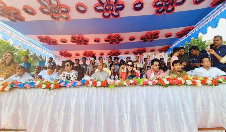 রাজশাহীতে মার্সেল ফ্রিজ কাপ ফুটবল টুর্নামেন্টের ফাইনাল অনুষ্ঠিত রাজশাহীতে মার্সেল ফ্রিজ কাপ ফুটবল টুর্নামেন্টের ফাইনাল অনুষ্ঠিত