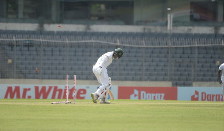 শূন্যরানে আউটের লজ্জার রেকর্ডে ভাগ বসালো বাংলাদেশ