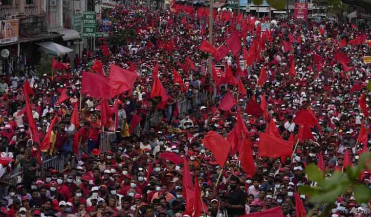 শ্রীলঙ্কায় সরকারবিরোধী বিক্ষোভ