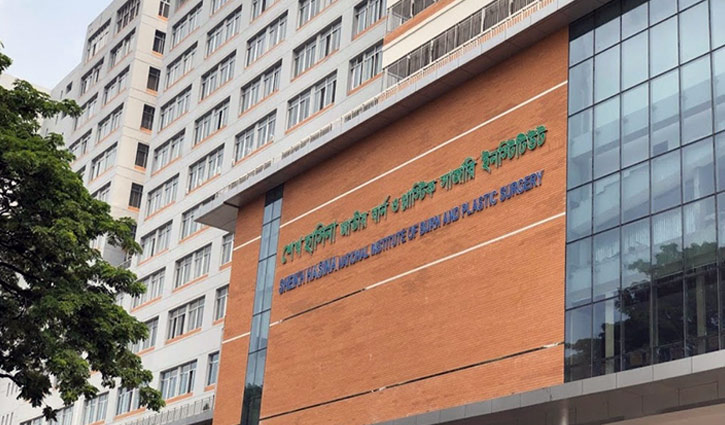 রাজধানীতে রেস্তোরাঁয় গ্যাস লিকেজ থেকে বিস্ফোরণ, দগ্ধ ৫