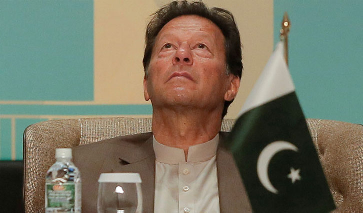 ইমরান খানের বিরুদ্ধে ধর্ম অবমাননার মামলা