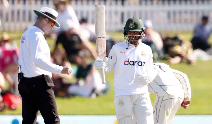 জয়ের সেঞ্চুরি রাঙানো দিন শেষে স্বাগতিকদের লিড ৭৫