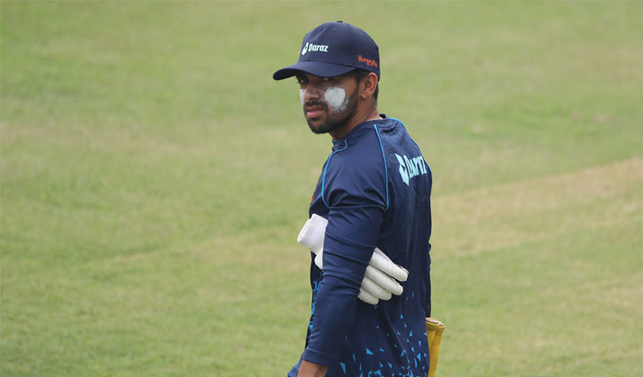 রাজ্যে ফিরে রাজার হুঙ্কার রাজ্যে ফিরে রাজার হুঙ্কার