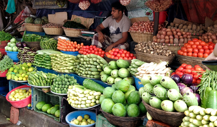 ঈদ‌কে কেন্দ্র ক‌রে বেড়েছে নিত‌্যপণ‌্যের দাম 