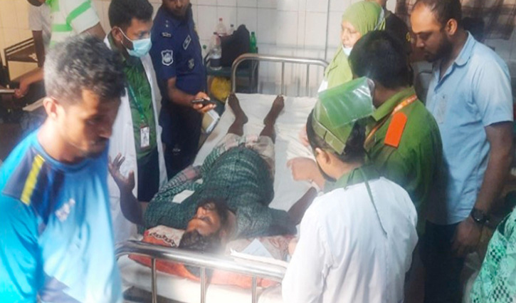 ভোলায় দুই গ্রুপের সংঘর্ষ, গুলিবিদ্ধসহ আহত ১০