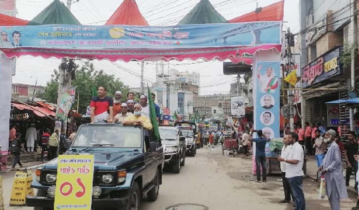 পদ্মা সেতু:  খুলনায় আনন্দ শোভাযাত্রা