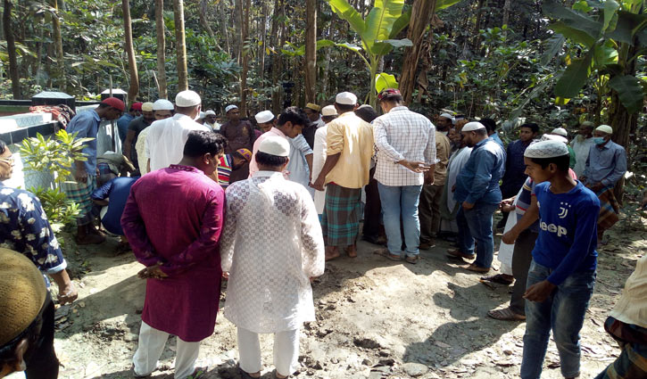 দাদা-দাদির পাশে শায়িত হলেন হাদিসুর