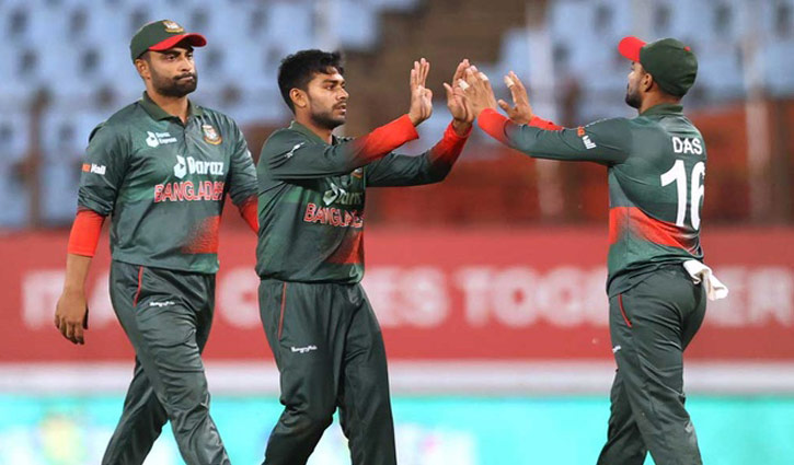 তামিমের চোখে মিরাজও ম্যান অব দ্য ম্যাচ