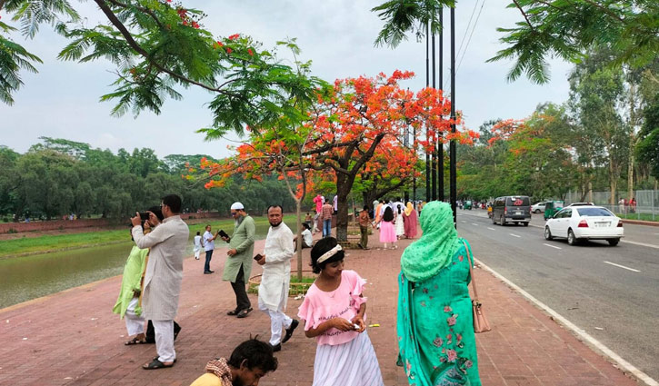 Eid joy returns as pandemic fears fade