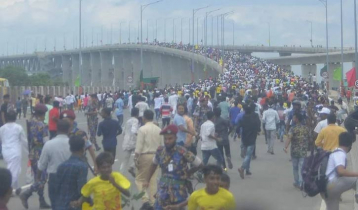 Thousands walk on Padma bridge after inauguration