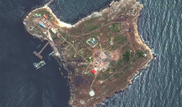 Russia announces troop withdrawal from Snake Island