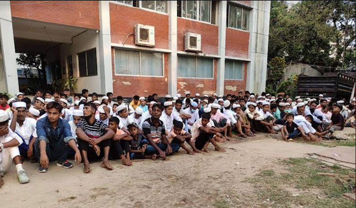 443 Rohingyas held at Cox’s Bazar sea beach