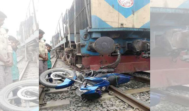 One crushed under train in Jashore