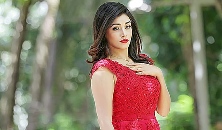 কোথায় হারালেন নায়িকা জলি? কোথায় হারালেন নায়িকা জলি?