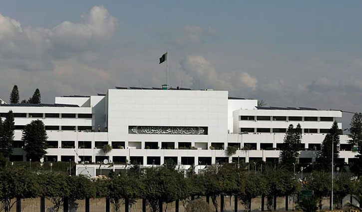 পাকিস্তানের প্রধানমন্ত্রী নির্বাচন আজ