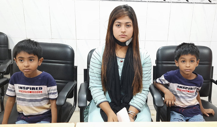 মায়ের মৃত্যুর বিচার চাইলো ৩ অবুঝ সন্তান 