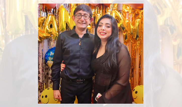 গোসলের দৃশ্য পোস্ট করে আলোচনায় কাঞ্চনের ‘প্রেমিকা’