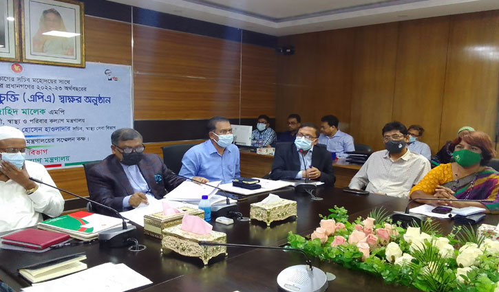 স্বাস্থ্যবিধি না মানলে আইনি ব্যবস্থা: স্বাস্থ্যমন্ত্রী স্বাস্থ্যবিধি না মানলে আইনি ব্যবস্থা: স্বাস্থ্যমন্ত্রী