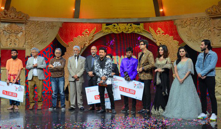 ‘মার্সেল প্রেজেন্টস হা-শো’র চ্যাম্পিয়ন কিশোরগঞ্জের রবিন ‘মার্সেল প্রেজেন্টস হা-শো’র চ্যাম্পিয়ন কিশোরগঞ্জের রবিন