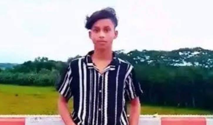 গাছে ঝুলছিল যুবকের লাশ