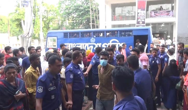 নারায়ণগঞ্জে হামলার ঘটনায় মামলা, কারাগারে ২৯