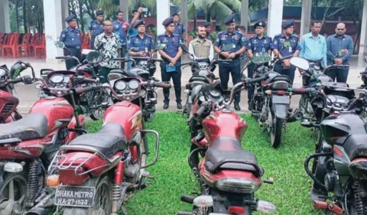 ১৫ মোটরসাইকেলসহ ৮ চোর গ্রেপ্তার 