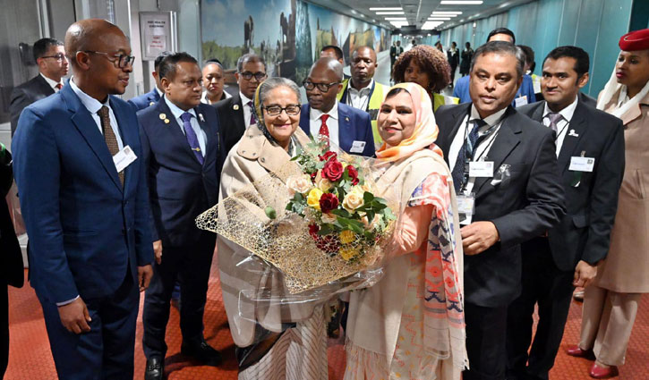 জোহানেসবার্গে পৌঁছেছেন প্রধানমন্ত্রী
