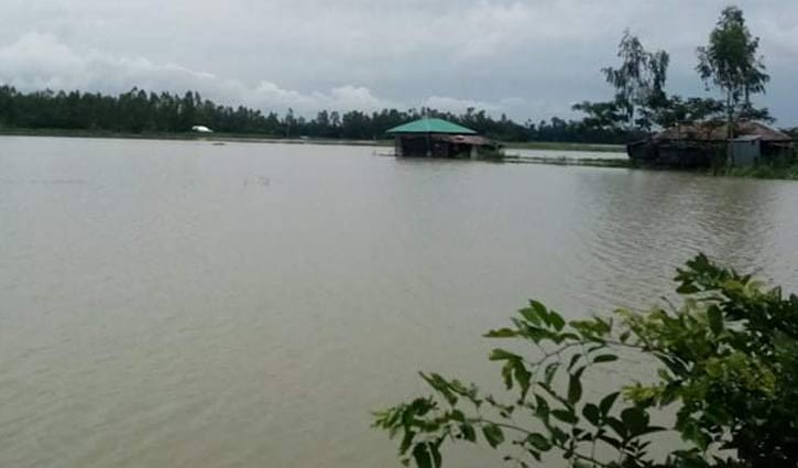 কক্সবাজারে খালের পানিতে পড়ে ৩ শিশুর মৃত্যু