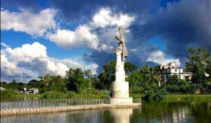 আজ চাঁদপুর মুক্ত দিবস