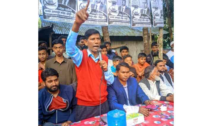 ‘ওপেন সিল মেরে দেখিয়ে দিবেন আপনারা শাহনাজ মেম্বারকে নৌকায় ভোট দিয়েছেন’