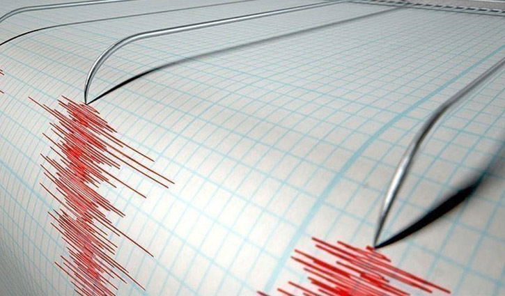 Earthquake jolts off central Indonesia