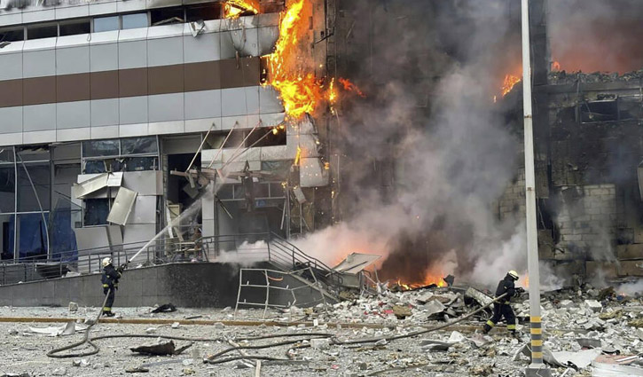 Death toll in massive attack on Ukraine rises to 30 Death toll in massive attack on Ukraine rises to 30