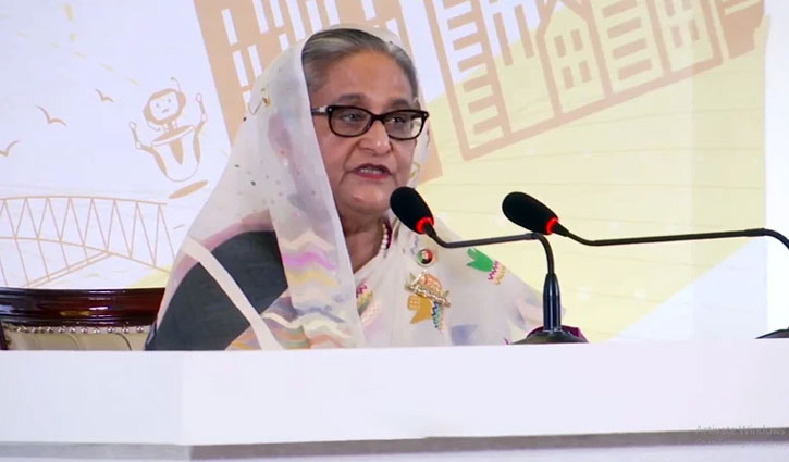 আ.লীগ যা ব‌লে তা বাস্তবায়ন ক‌রে: শেখ হাসিনা