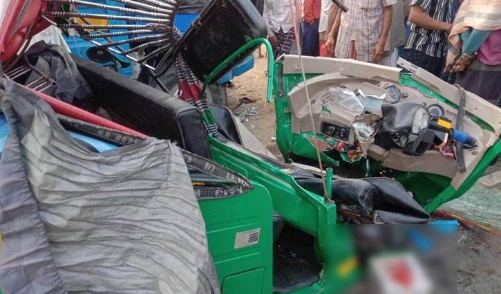 সিএনজি-পিকআপ সংঘর্ষ, শিশুসহ নিহত ৩