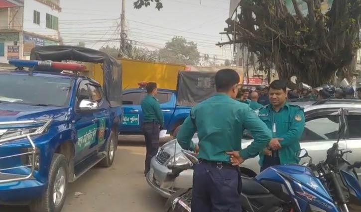 আ.লীগ-বিএনপির সমাবেশ ঘিরে ব্যাপক প্রস্তুতি পুলিশের আ.লীগ-বিএনপির সমাবেশ ঘিরে ব্যাপক প্রস্তুতি পুলিশের