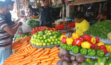সেঞ্চুরির অপেক্ষায় কাঁচা মরিচ