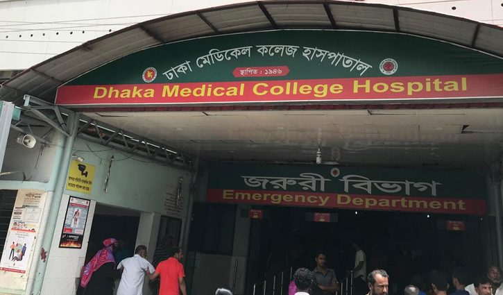 যাত্রাবাড়ীতে মাইক্রো বাসের ধাক্কায় একজন নিহত