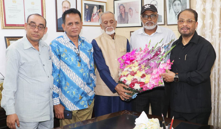 কথা বলার অধিকার হরণ করতে নিবর্তনমূলক আইন: কাদের