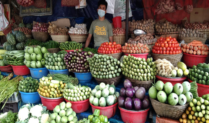 বাজার মনিটরিং চায় সরকার, তবে চিন্তা ‘খরচ’ নিয়ে