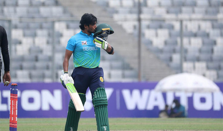 প্রথম ম্যাচেই বিজয়ের সেঞ্চুরি, আক্ষেপ নাঈমের 