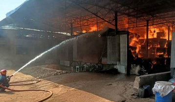 Fire breaks out at Sitakunda cotton warehouse